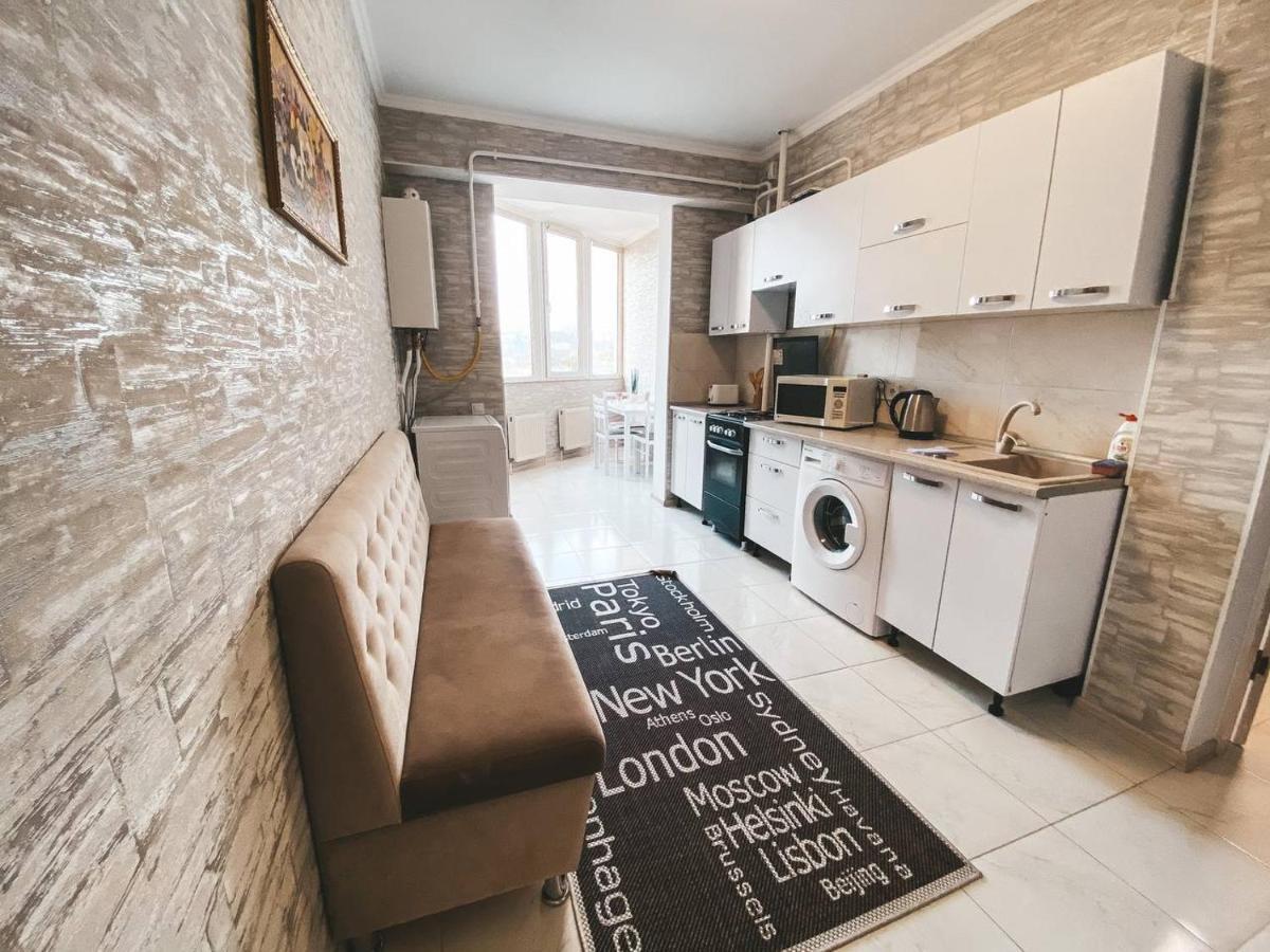 Luxury Sky Apartment تشيسيناو المظهر الخارجي الصورة